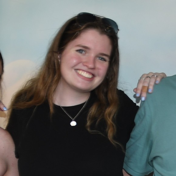 Meet your Posher, Ann - Picture 1 of 1